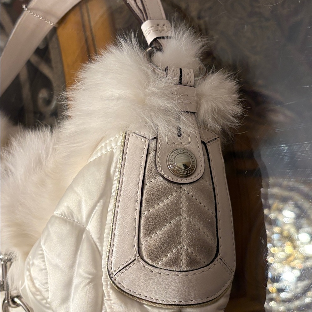 Coach Soho 2005-VINTAGE-“Ski Bunny” Hobo w/Rabbit Fur Trim - Picture 8 of 16
